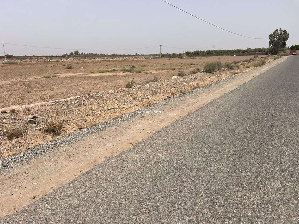 Terrain constructible 2500 m² à vendre, Route Ourika, Marrakech — photo 3