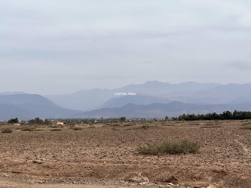 Terrain constructible 2, 4 ha à vendre, Route de l'Ourika, Marrakech — Terrain, Ourika