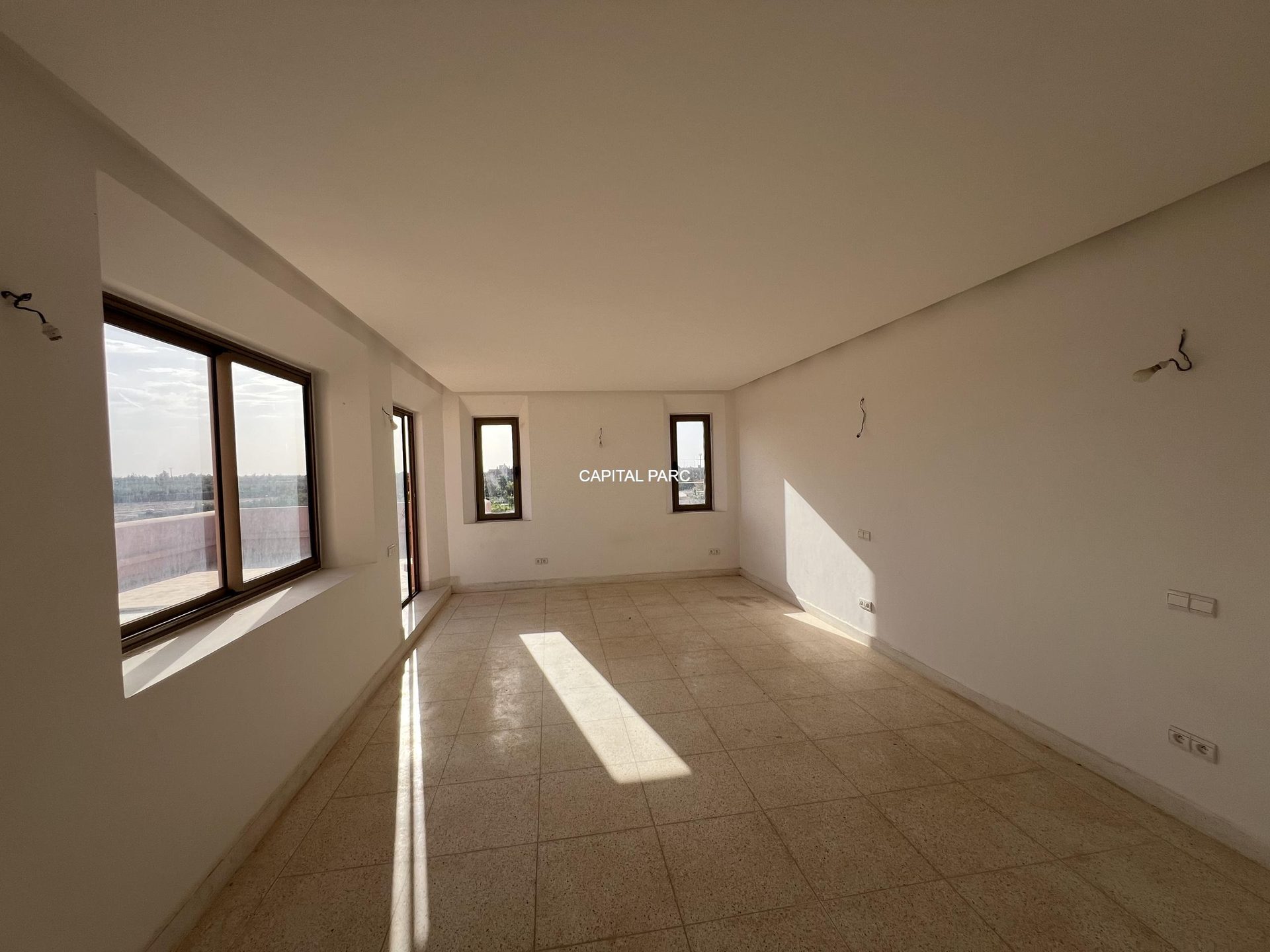 Maison 400 m² à vendre, 5 ch., Sidi Abdellah Ghiate, Marrakech — miniature 17