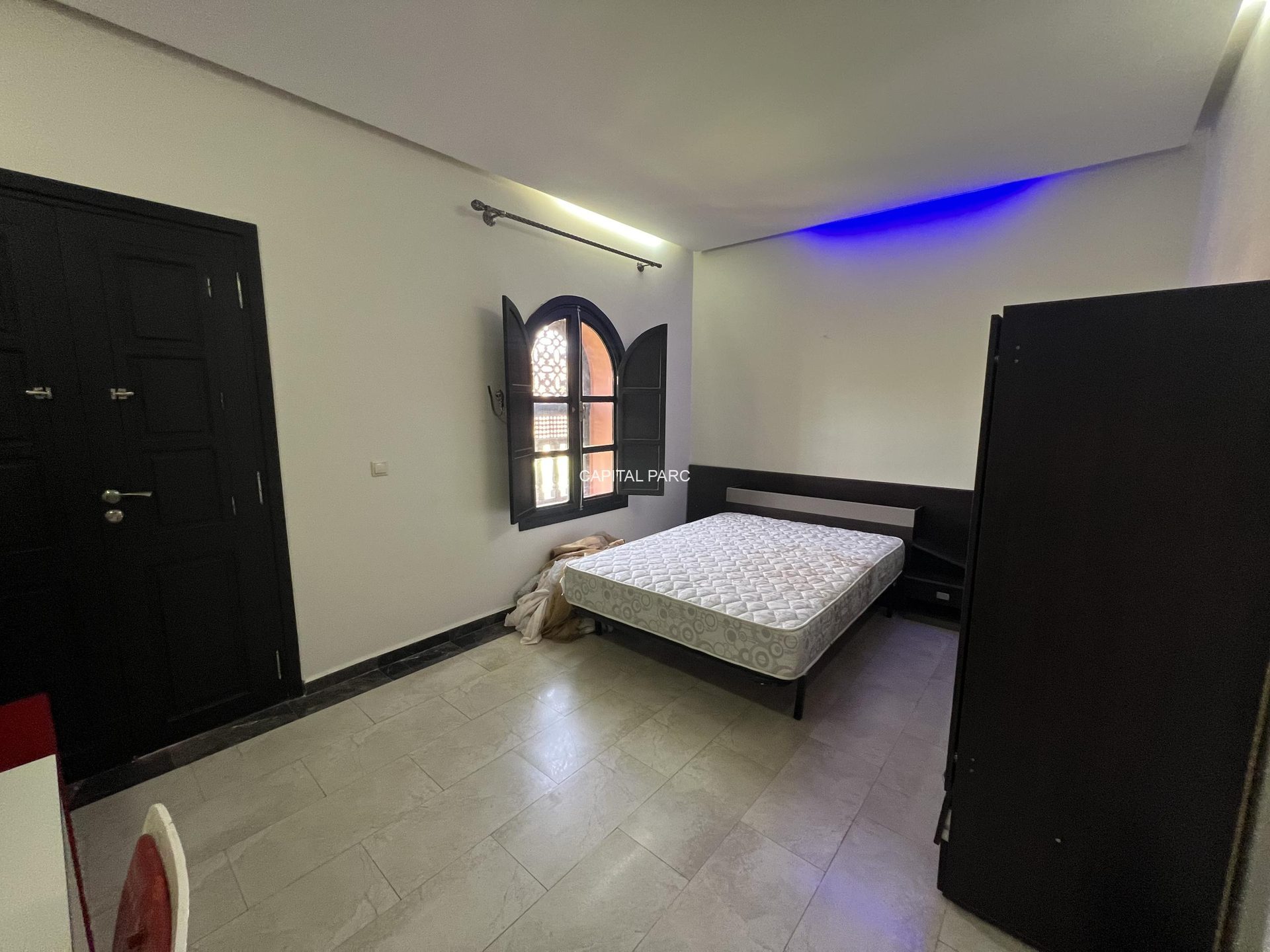 Villa 4 ch. à vendre à Marrakech, 230 m² bâtis, jardin 248 m² — miniature 21
