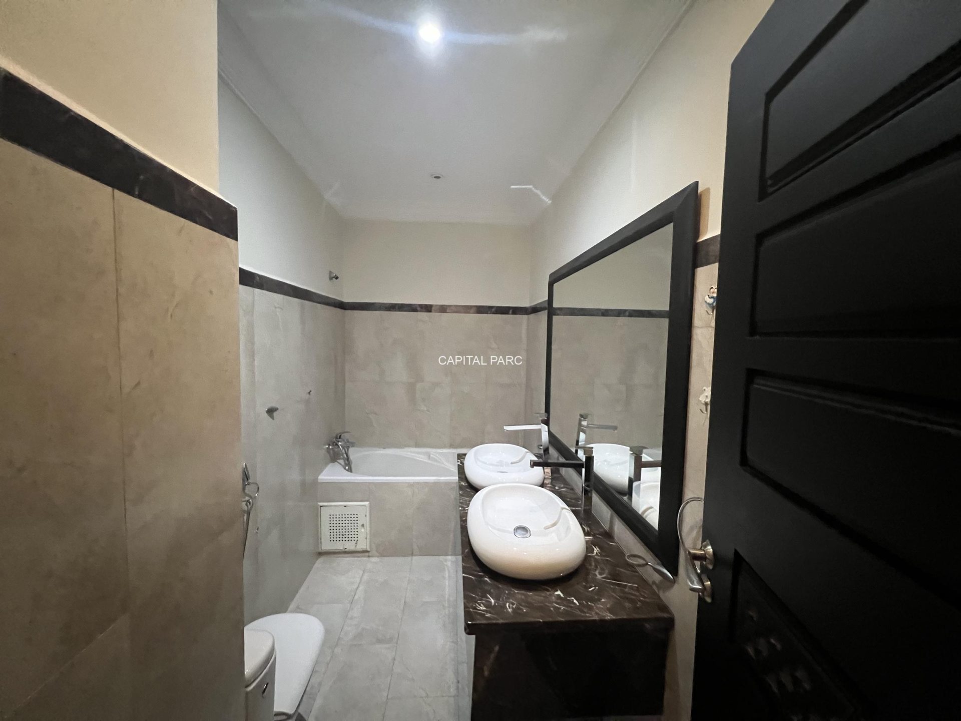 Villa 4 ch. à vendre à Marrakech, 230 m² bâtis, jardin 248 m² — miniature 22