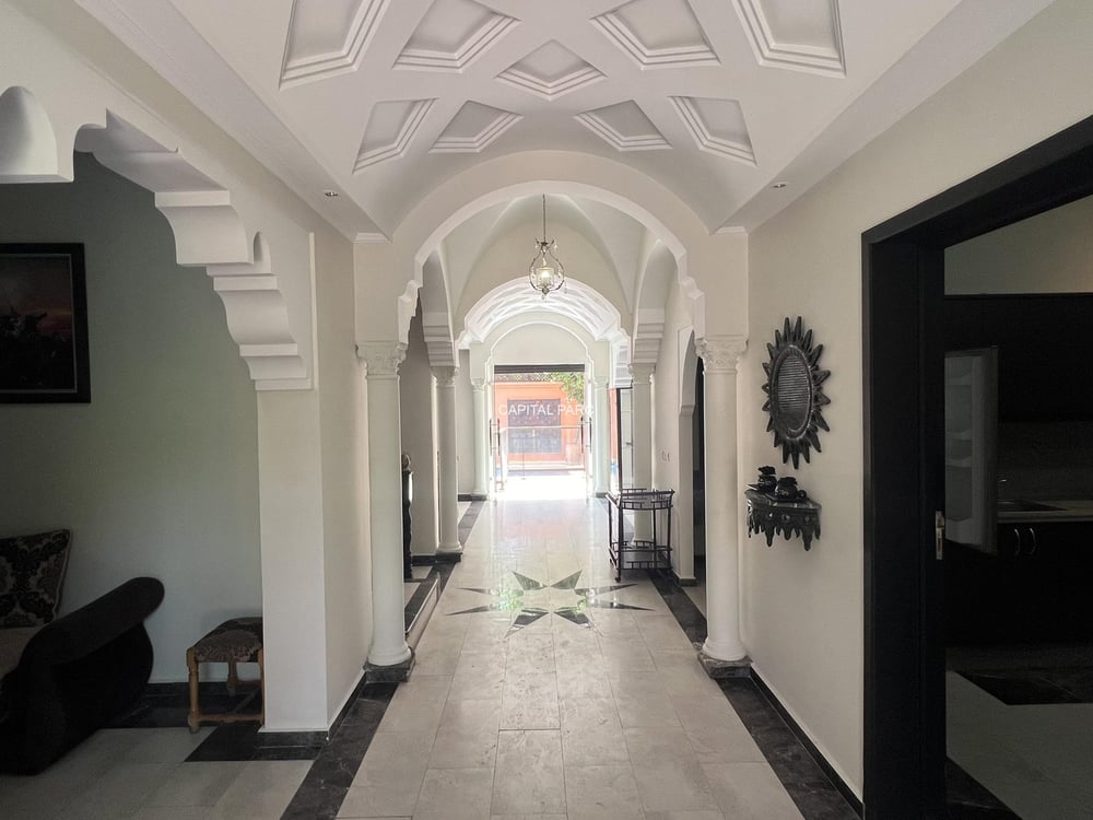 Villa 4 ch. à vendre à Marrakech, 230 m² bâtis, jardin 248 m² — photo 5