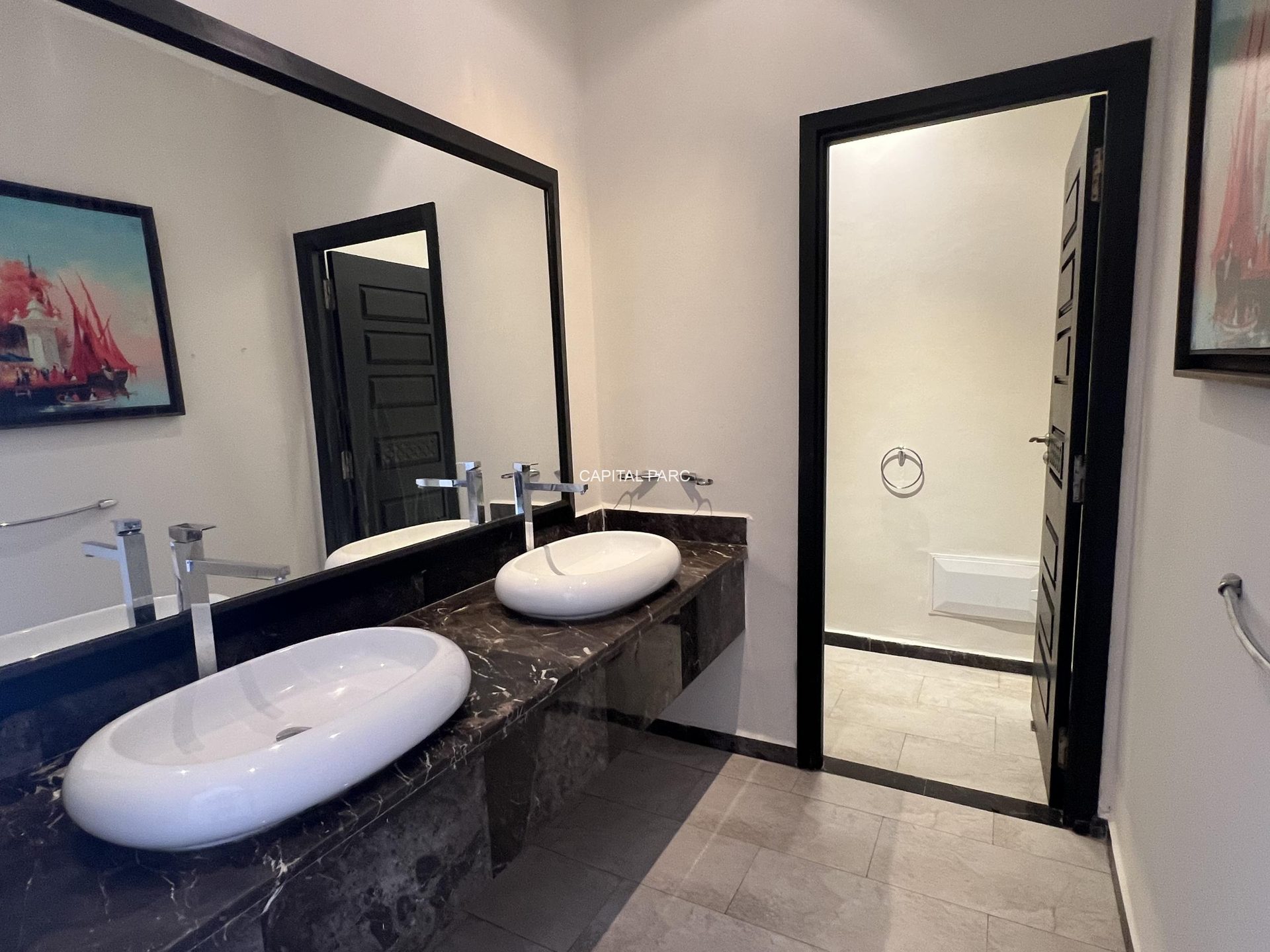 Villa 4 ch. à vendre à Marrakech, 230 m² bâtis, jardin 248 m² — miniature 8