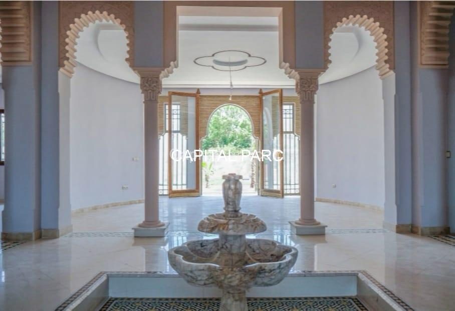 Villa andalouse 2303 m² à vendre Agdal, Marrakech — miniature 2