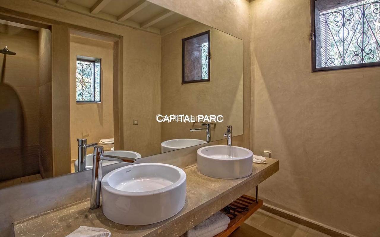 Villa 3 ch. 330 m² avec piscine, jardin 1800 m² à vendre, Marrakech — miniature 3