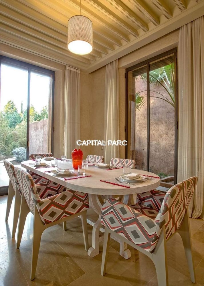 Villa 3 ch. 330 m² avec piscine, jardin 1800 m² à vendre, Marrakech — photo 5