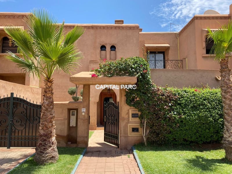 Villa arabo-andalouse 240 m² à vendre, Marrakech — Villa, Marrakech