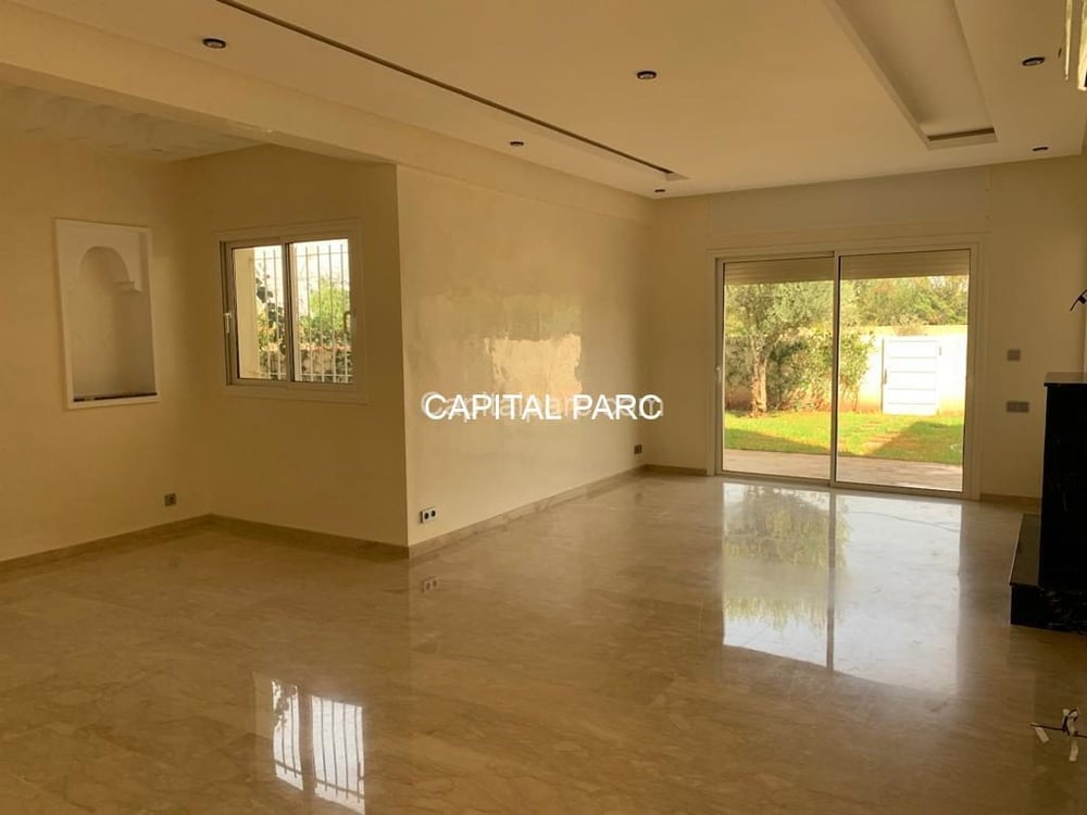 Villa golf 270 m² à Marrakech, 4 ch. vendue — photo 12