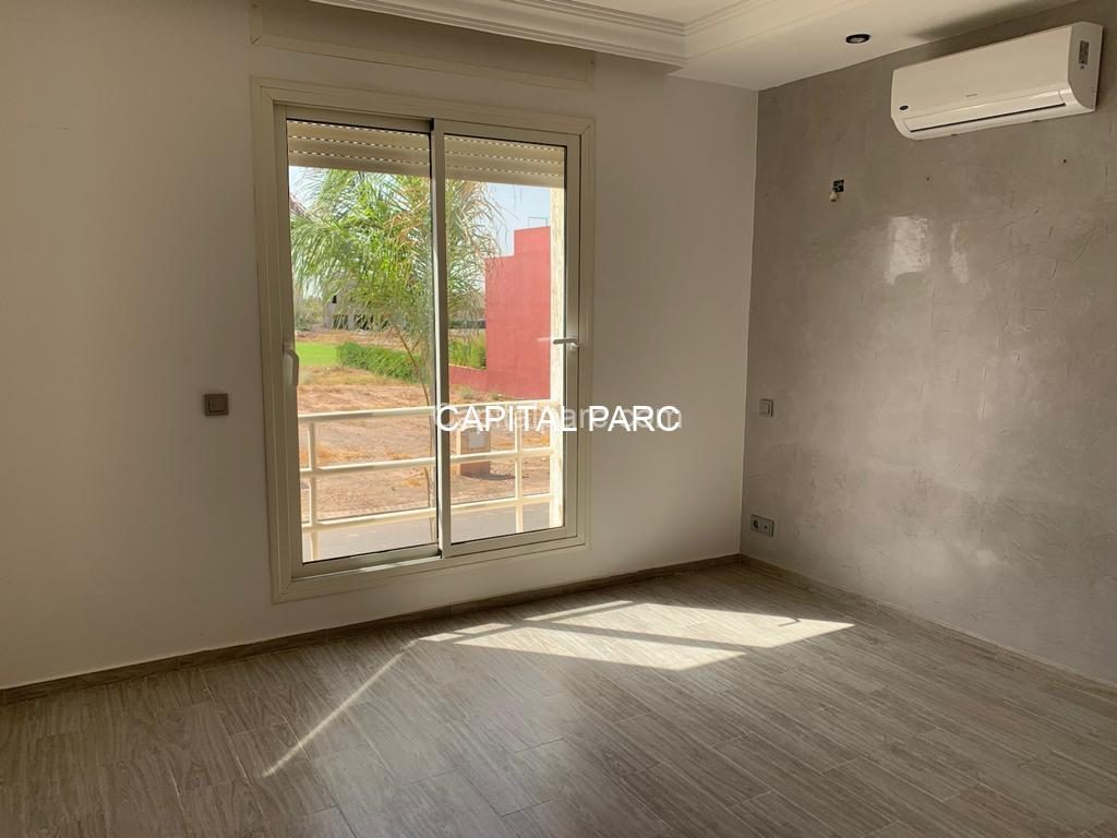 Villa golf 270 m² à Marrakech, 4 ch. vendue — miniature 8