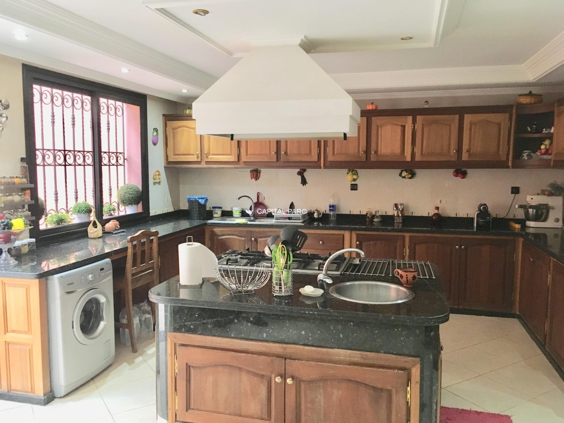 Villa 900 m² à vendre Marrakech, proche Hôpital Mohammed VI — miniature 5