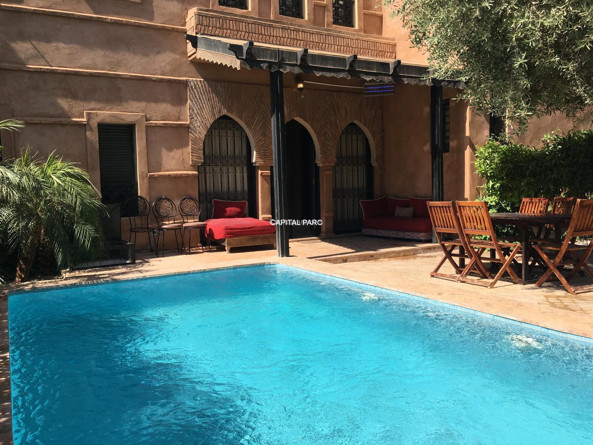 Villa Riad 400 m² à louer avec piscine, Marrakech — Villa, Marrakech