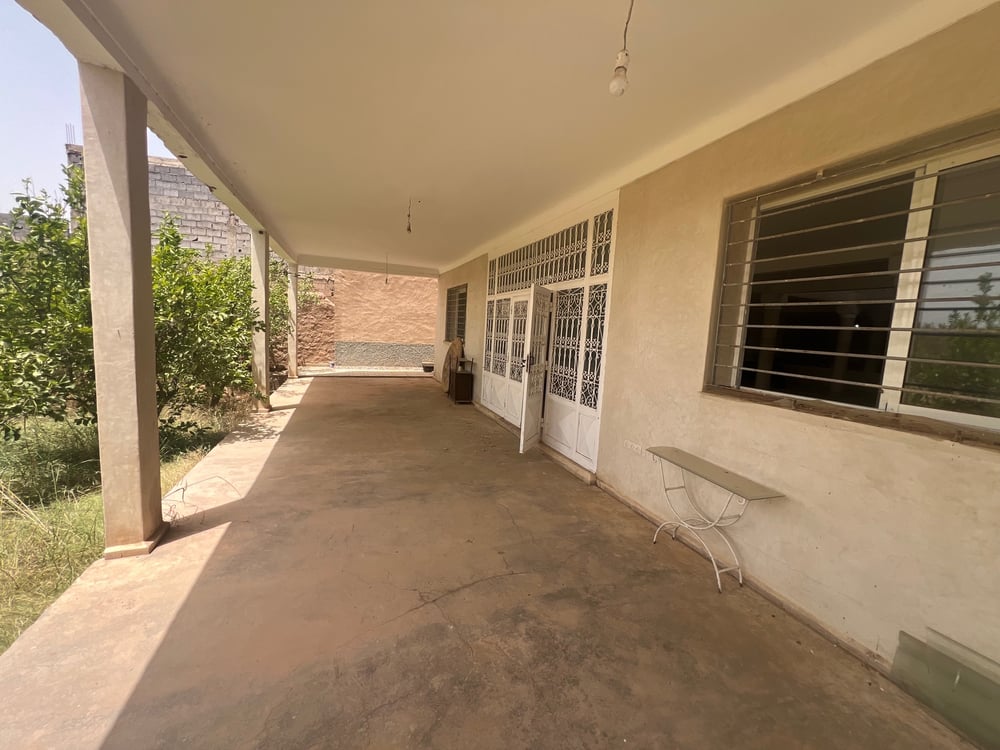 À Vendre : Petite  maison de campagne sous forme d’un riad , Marrakech, quartier route de Fès .  — photo 4