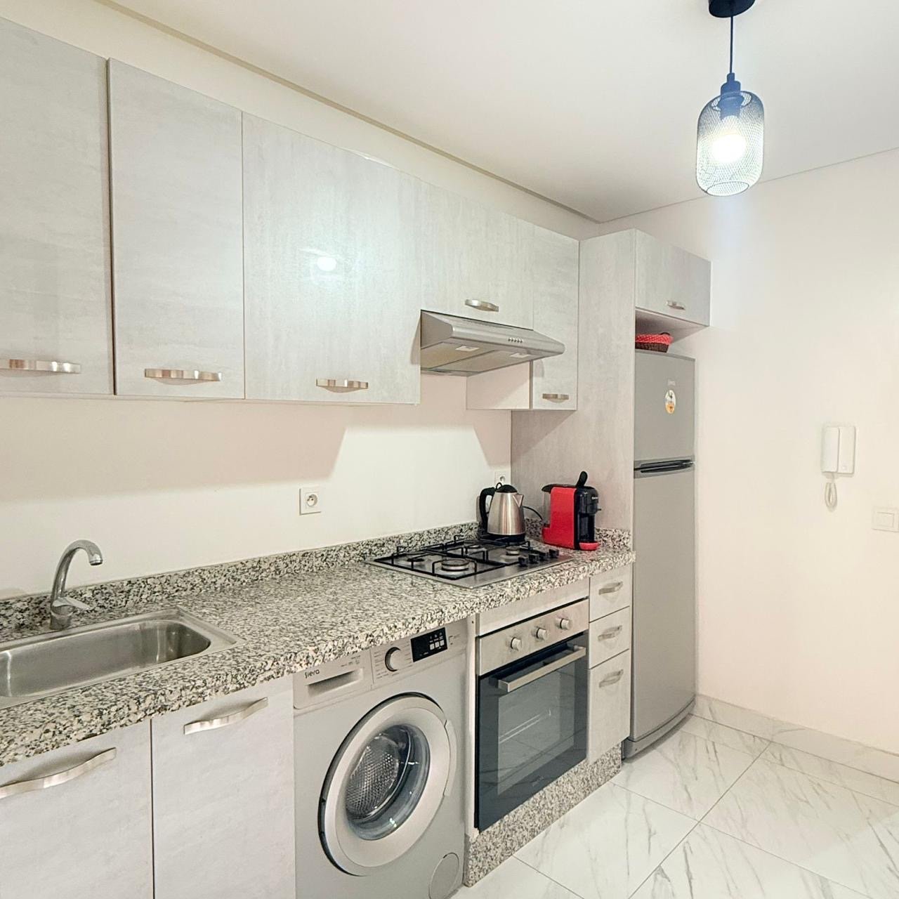 Location saisonnière : Joli petit appartement soigneusement meublé, 1 ch , Marrakech , jnan awrad  — miniature 16