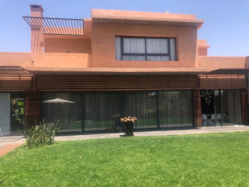 Location longue durée : villa meublée , 550 m , amelkis , Marrakech , route de Ouarzazte.  — miniature 2