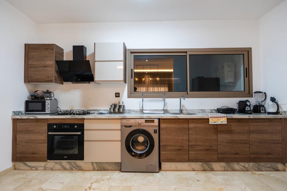 Location longue durée : Grand duplex (  03 chambres ) quartier Victor hugo , camp el ghoul , Marrakech  — photo 7