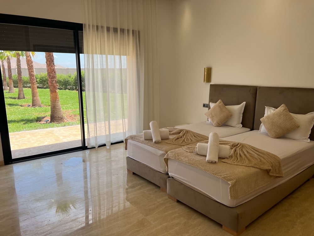 Location saisonnière : Villa moderne parc de 2ha , 4 suites , borrous , route de la foret , Marrakech  — photo 6