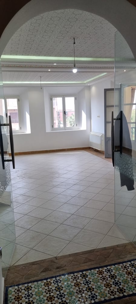 Location longue durée : Grand appartement ( vide ) , 5eme étage, quartier hivernage , Marrakech  — photo 21