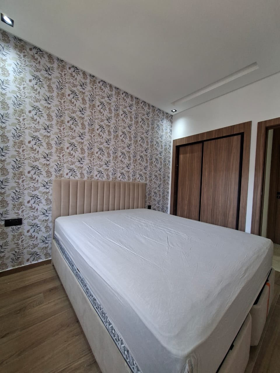 Location longue durée : Appartement meublé 3 chambres , Marrakech , Hivernage  — miniature 18