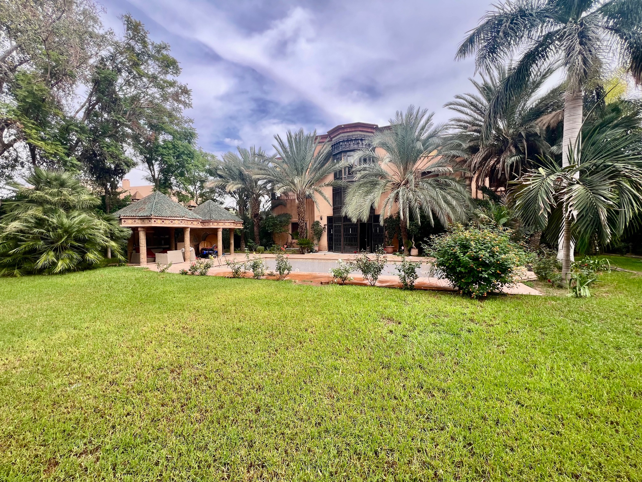 Villa de Luxe  vendre , 2200 m² Jardin, 9  Suites , Targa Marrakech  — miniature 2