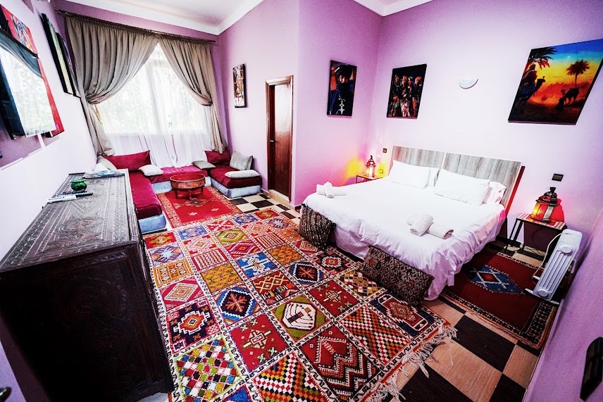 Vente / Achat : Maison d’hôtes exceptionnelle, route Amizmiz ( barrage ) Marrakech  — miniature 2