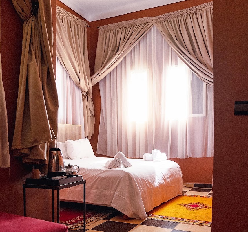 Vente / Achat : Maison d’hôtes exceptionnelle, route Amizmiz ( barrage ) Marrakech  — miniature 4
