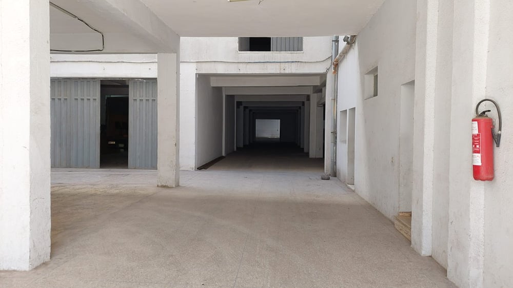 Vente / Achat : Local , (ancien usine)  , la zone industrielle ain sebaa , Casablanca.  — photo 2