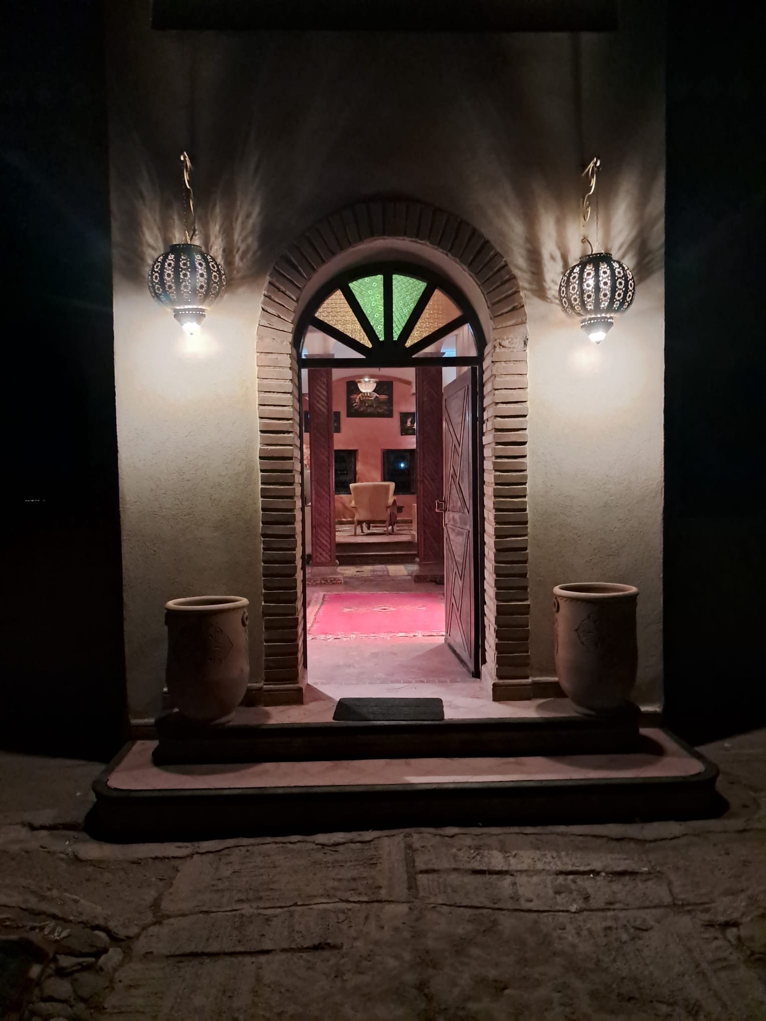 Vente :  magnifique villa traditionnelle, Marrakech , Route ourika ( VNA) obtenue .  — miniature 5