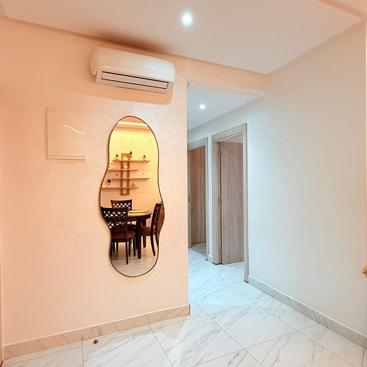 Location saisonnière : Joli petit appartement soigneusement meublé, 1 ch , Marrakech , jnan awrad  — miniature 9