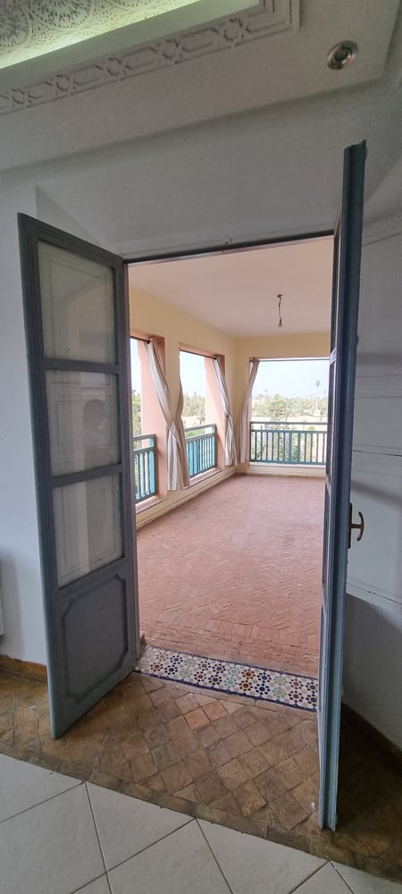 Location longue durée : Grand appartement ( vide ) , 5eme étage, quartier hivernage , Marrakech  — photo 4