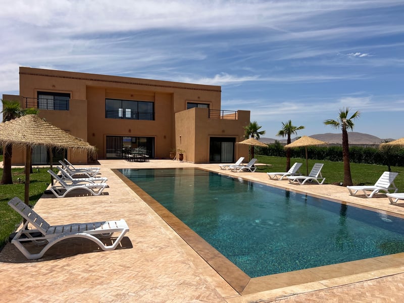 Villa moderne 4 suites, parc 2 ha, location saisonnière, Marrakech — Villa meublée, Cercle de Sidi Bou Othmane