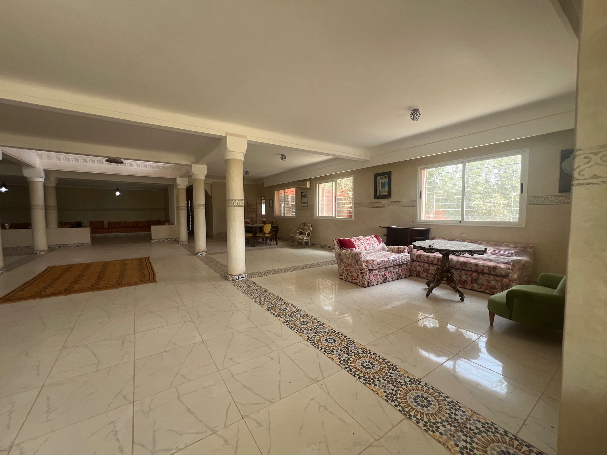 À Vendre : Petite  maison de campagne sous forme d’un riad , Marrakech, quartier route de Fès .  — miniature 6