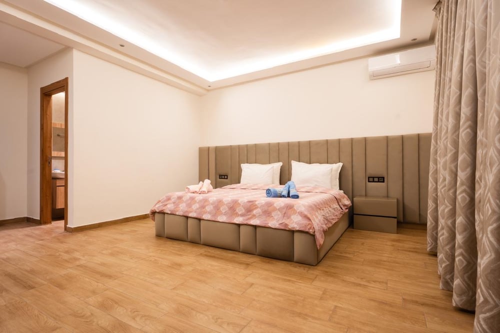 Location longue durée : Grand duplex (  03 chambres ) quartier Victor hugo , camp el ghoul , Marrakech  — photo 9