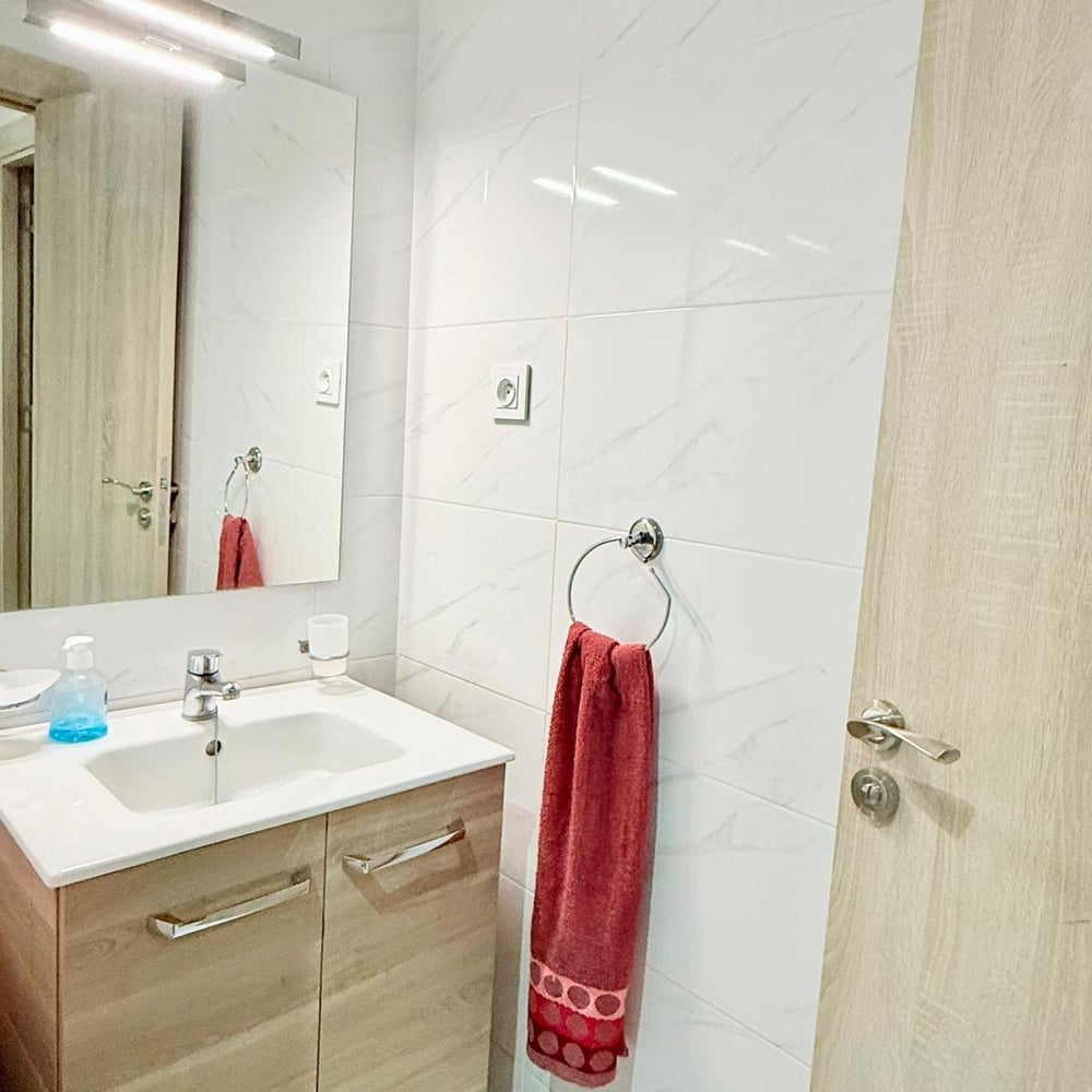 Location saisonnière : Joli petit appartement soigneusement meublé, 1 ch , Marrakech , jnan awrad  — photo 2