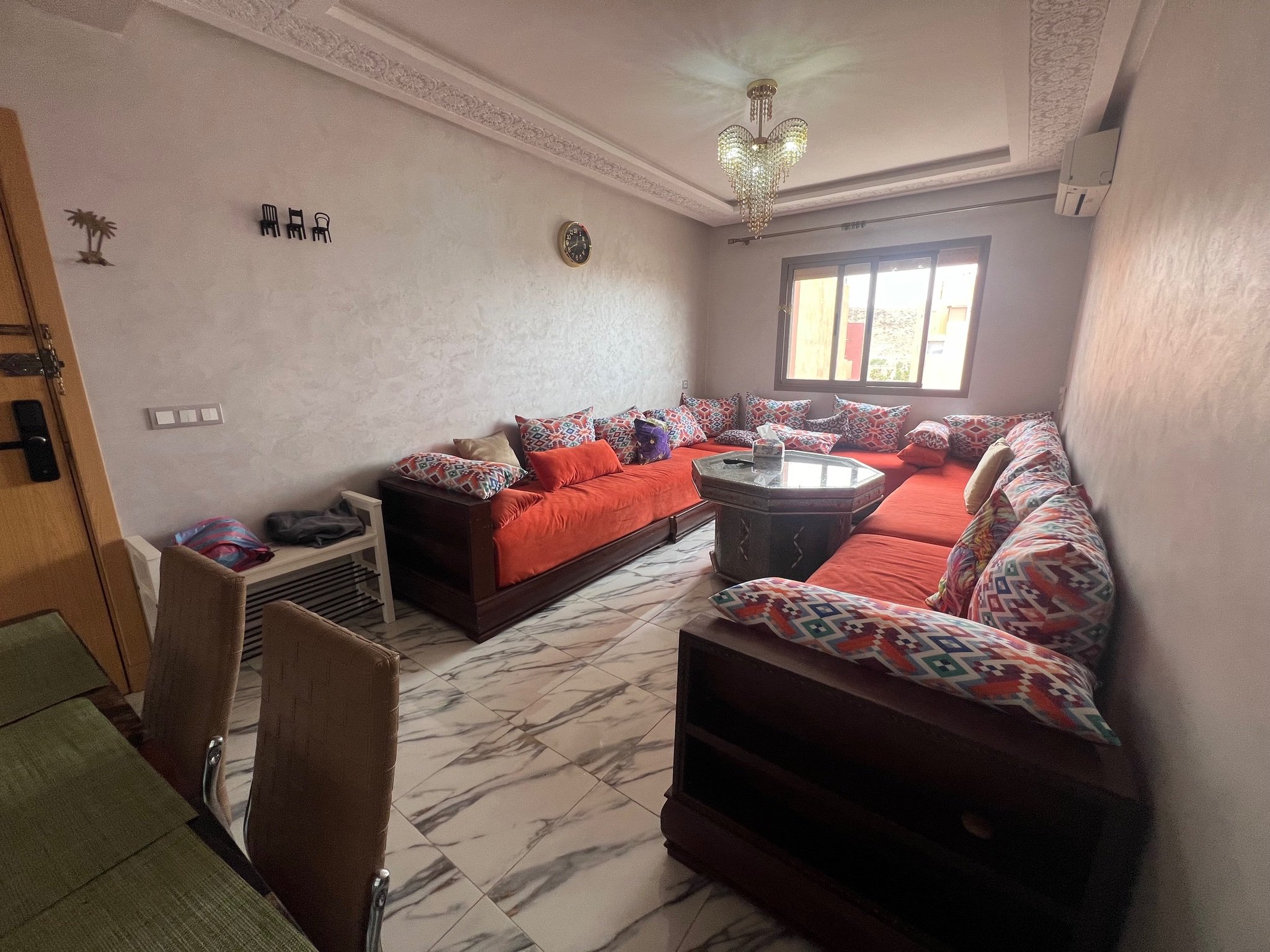 À louer : joli petit appartement bien meublé, quartier Victor Hugo, Marrakech , Gueliz.  — miniature 2