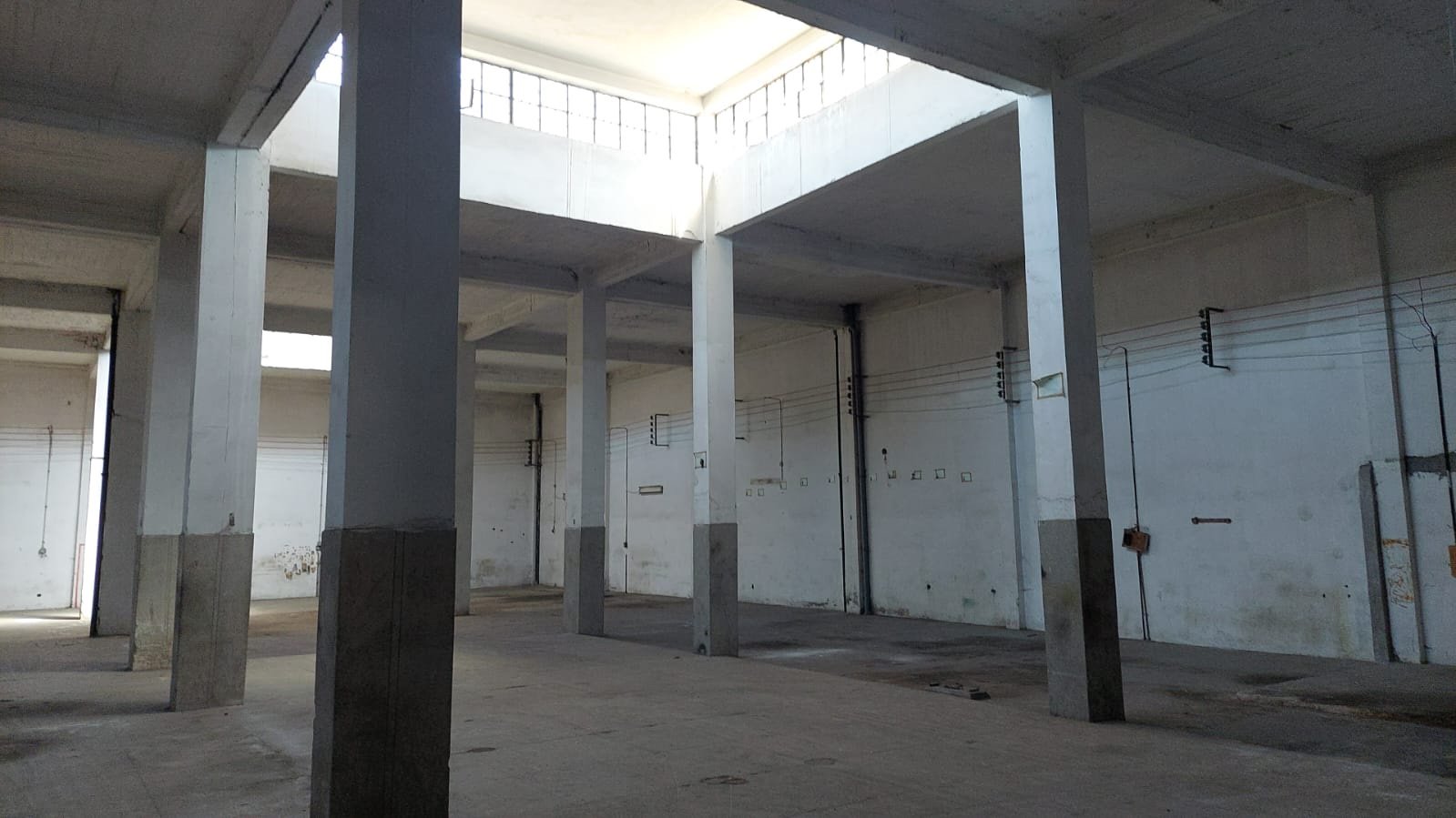 Vente / Achat : Local , (ancien usine)  , la zone industrielle ain sebaa , Casablanca.  — miniature 11