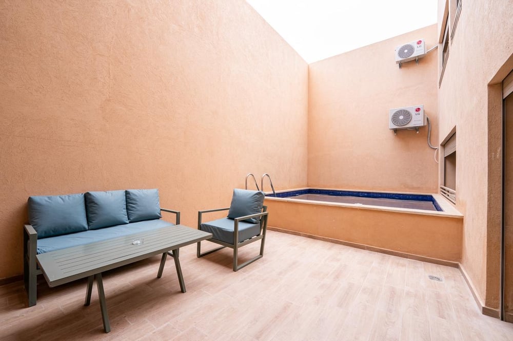 Location longue durée : Grand duplex (  03 chambres ) quartier Victor hugo , camp el ghoul , Marrakech  — photo 8