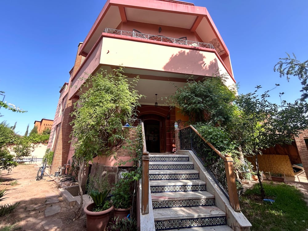 Vente / Achat : sympathique villa traditionnelle, quartier Targa , Marrakech  — photo 2