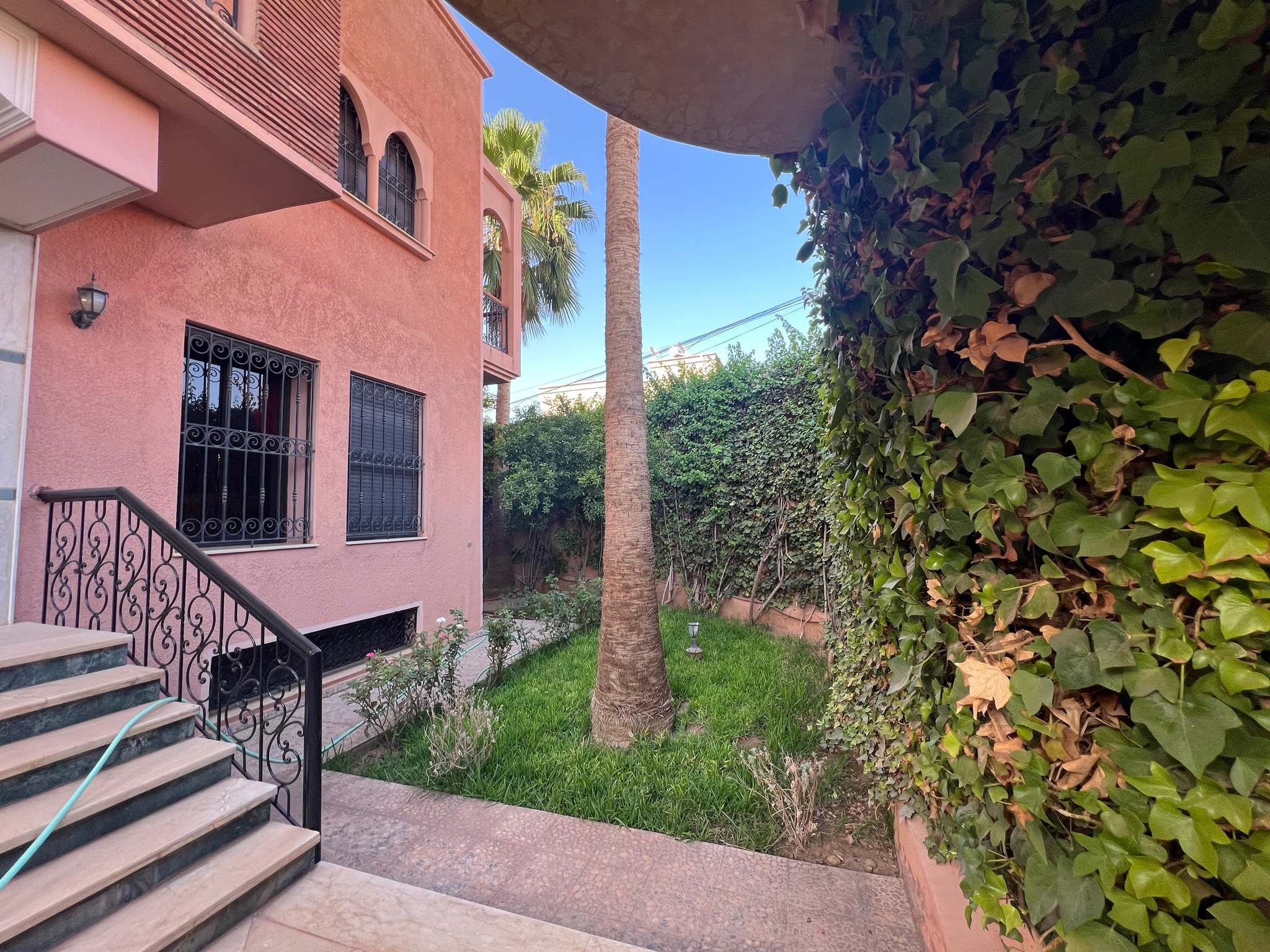 Vente: villa pres de l’hôpital Mohamed 6 , quartier Bousmar , Marrakech, Sakar  — miniature 9
