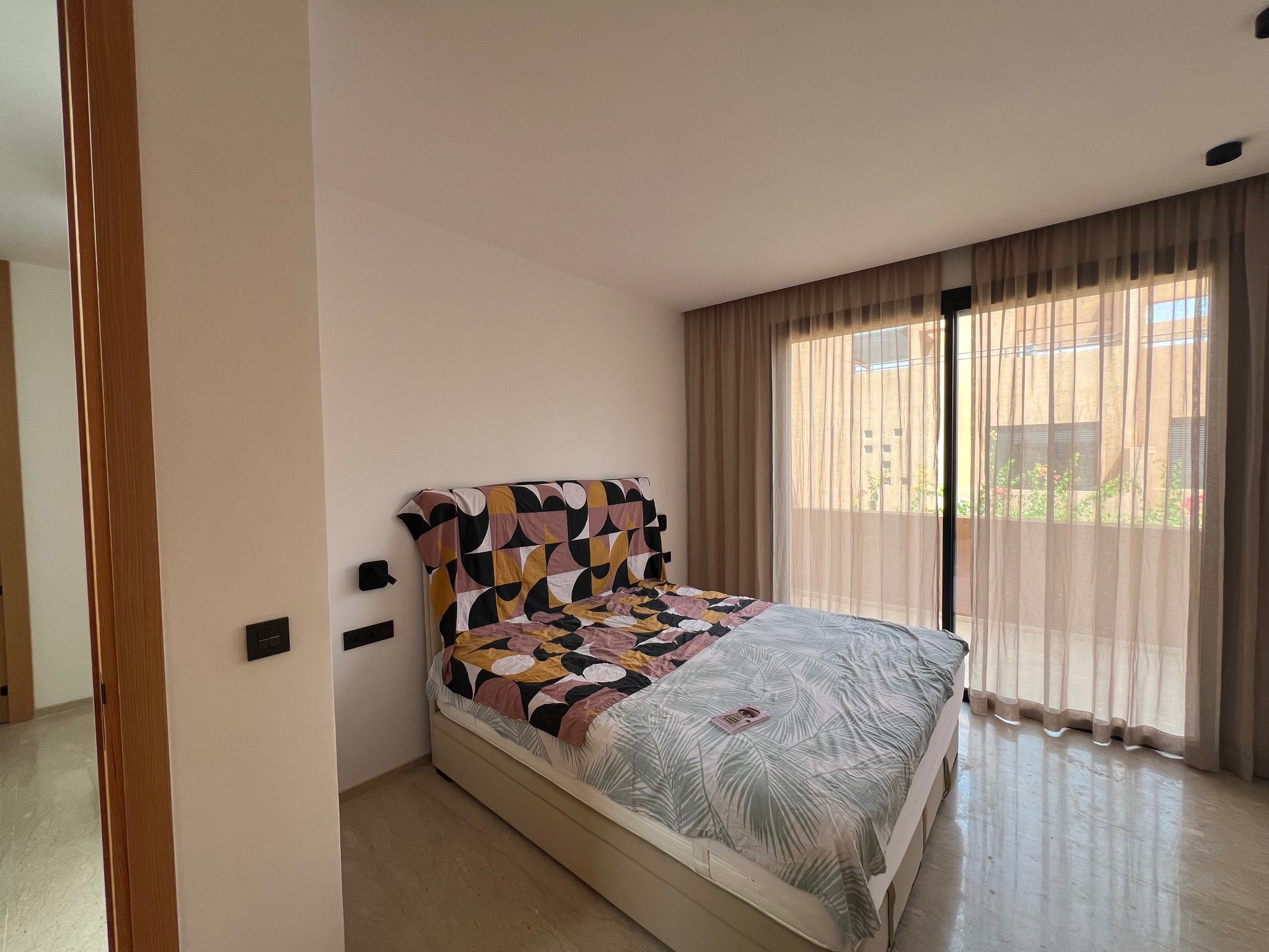 Vente : villa moderne , résidence sécurisée, route de tahanaoute , Marrakech  — miniature 10