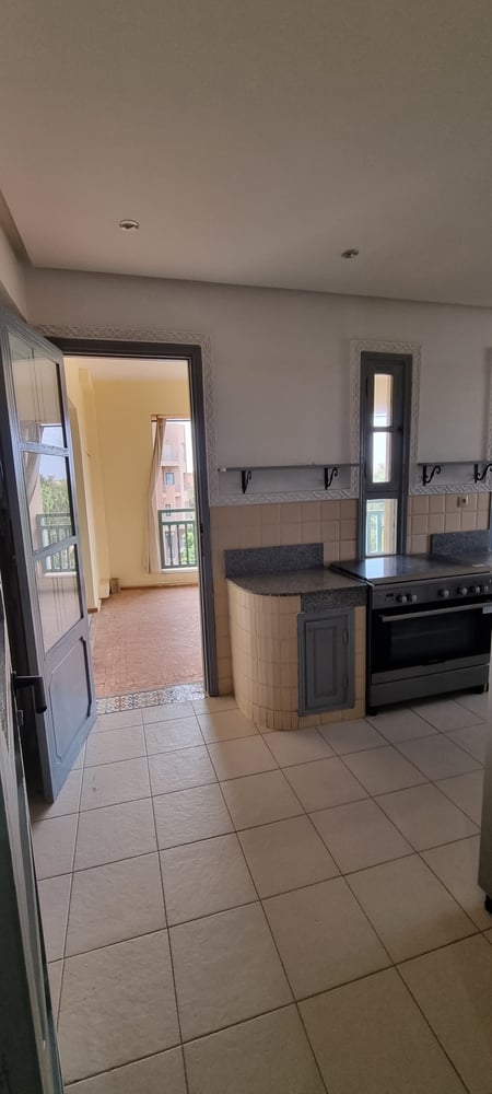 Location longue durée : Grand appartement ( vide ) , 5eme étage, quartier hivernage , Marrakech  — photo 11