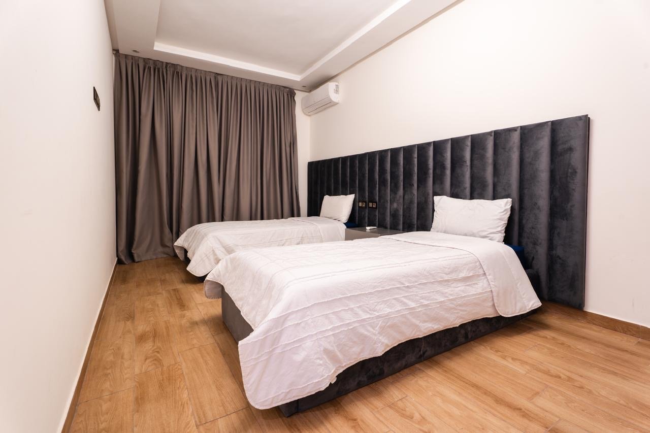 Location longue durée : Grand duplex (  03 chambres ) quartier Victor hugo , camp el ghoul , Marrakech  — miniature 6