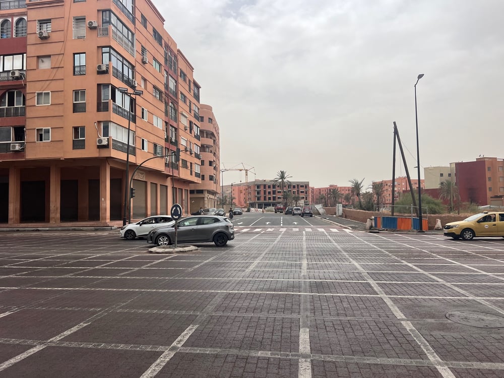 Vente / Achat : Terrain zone imleuble ( R+5) , quartier semlalia , Marrakech  — photo 4