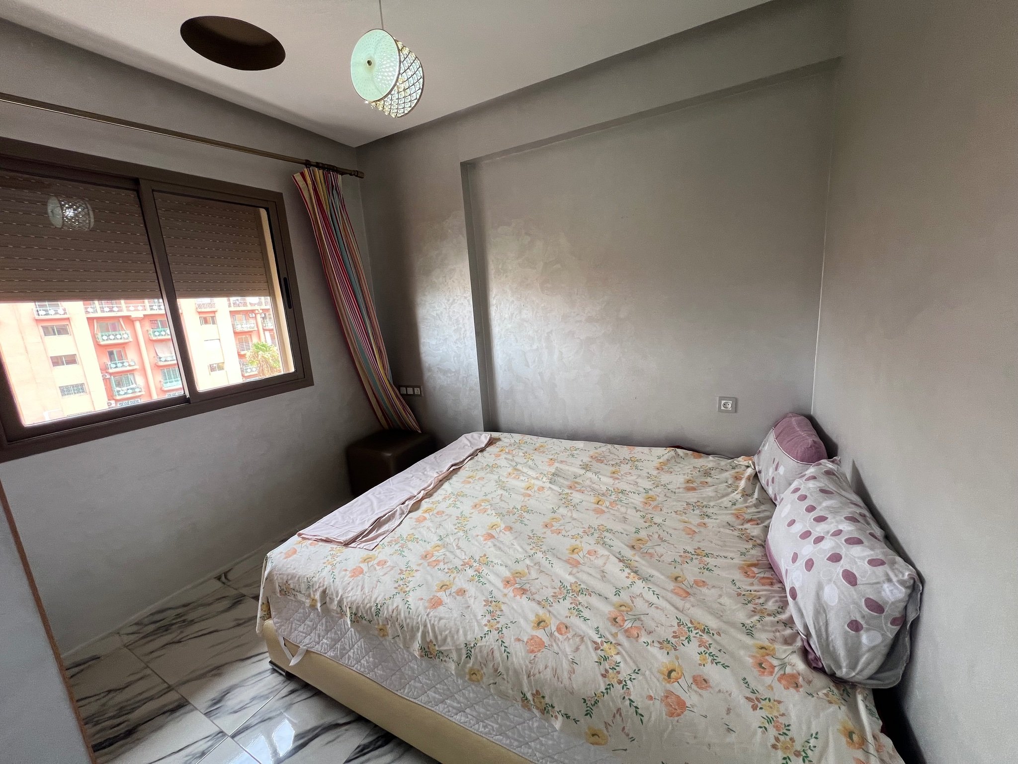 À louer : joli petit appartement bien meublé, quartier Victor Hugo, Marrakech , Gueliz.  — miniature 7