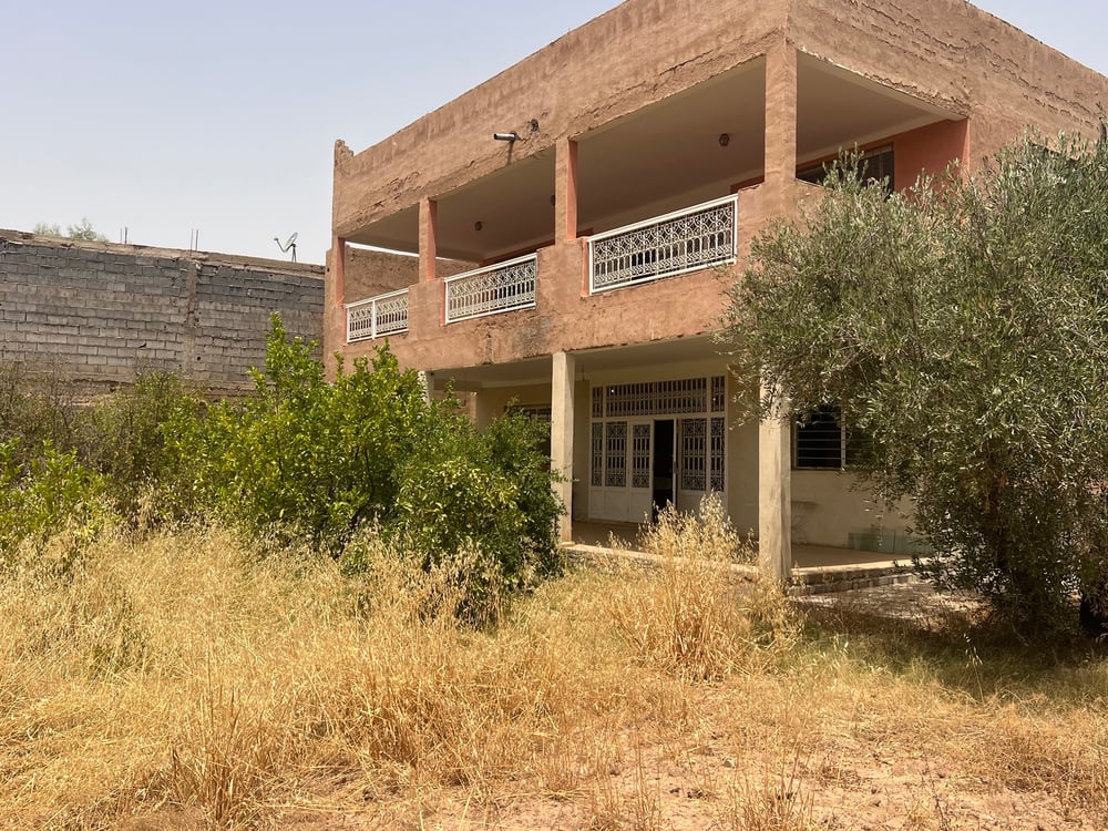 À Vendre : Petite  maison de campagne sous forme d’un riad , Marrakech, quartier route de Fès .  — photo 3