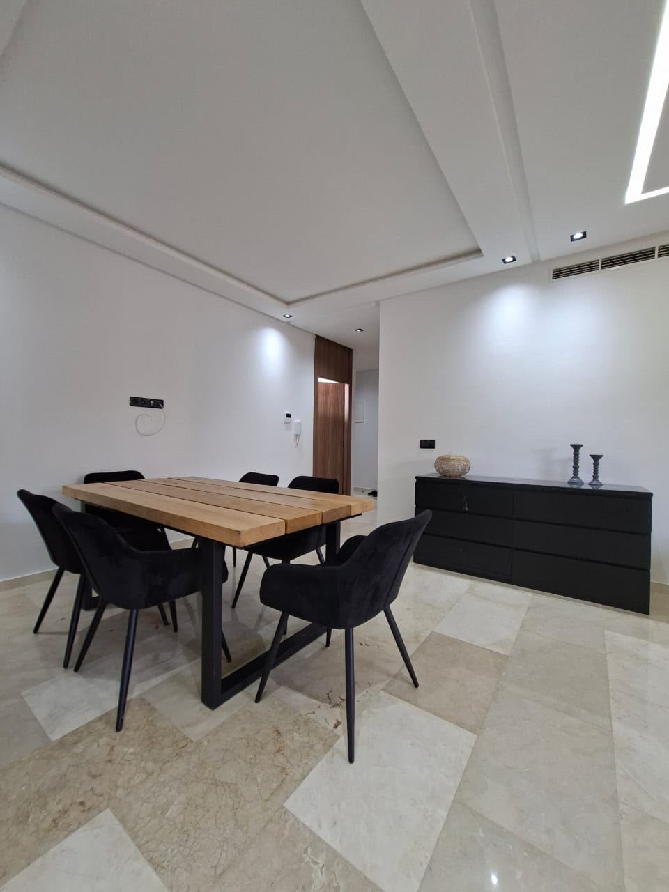 Location longue durée : Appartement meublé 3 chambres , Marrakech , Hivernage  — miniature 16