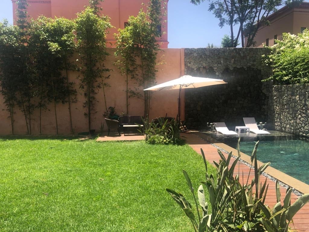 Location longue durée : villa meublée , 550 m , amelkis , Marrakech , route de Ouarzazte.  — miniature 3