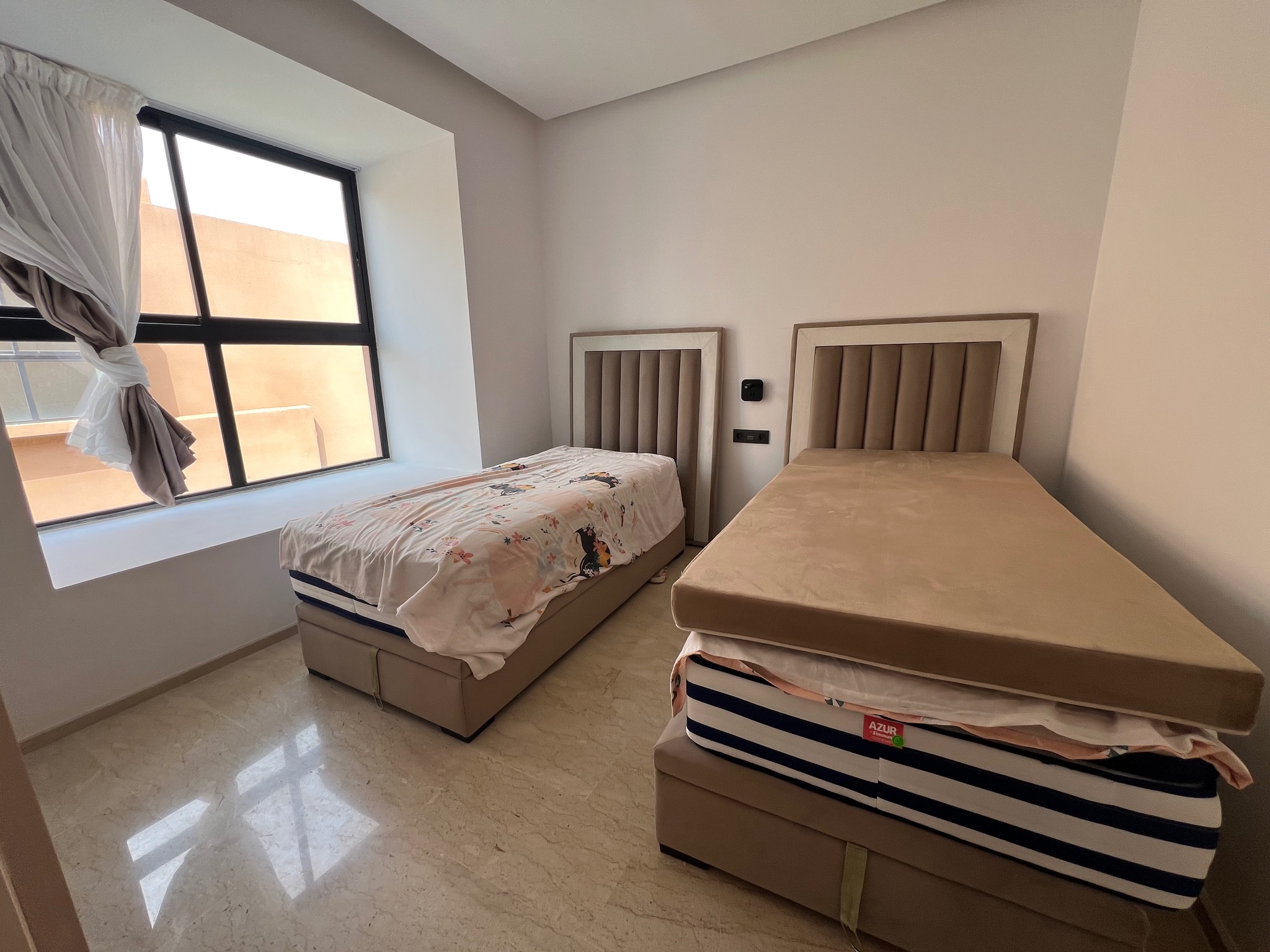 Vente : villa moderne , résidence sécurisée, route de tahanaoute , Marrakech  — miniature 16
