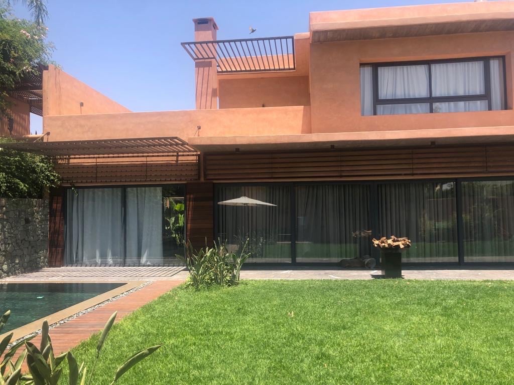 Location longue durée: villa meublée, 550 m, amelkis, Marrakech, route de Ouarzazte. — Villa meublée, Marrakech