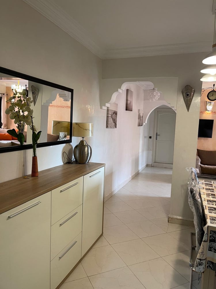 Location longue durée : appartement meublé 2 ch., 90 m², Guéliz, Marrakech — photo 10