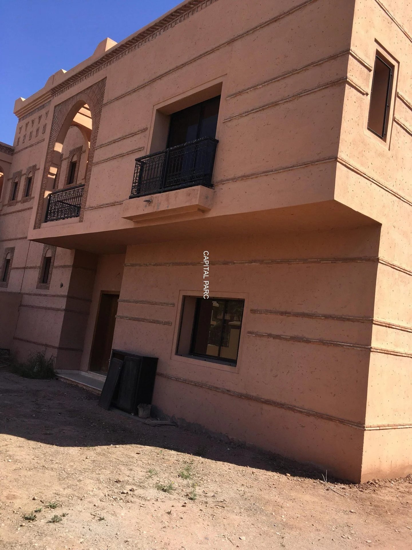 Villa semi-finie 300 m² à vendre, Marrakech quartier Targa   — miniature 2